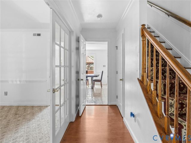 9737 Kingscroft Dr, Glen Allen, VA 23060