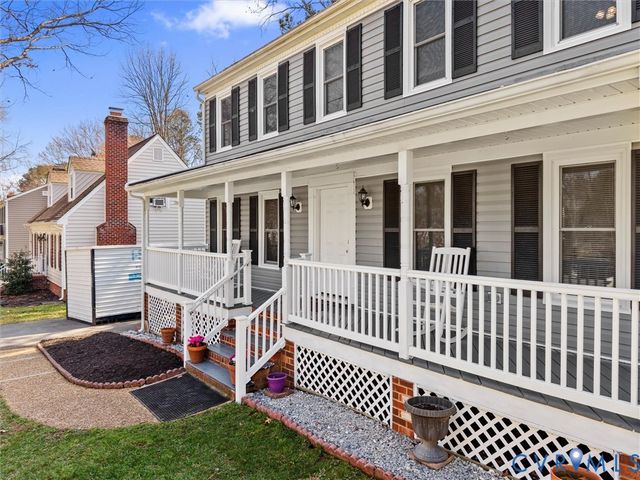 9737 Kingscroft Dr, Glen Allen, VA 23060