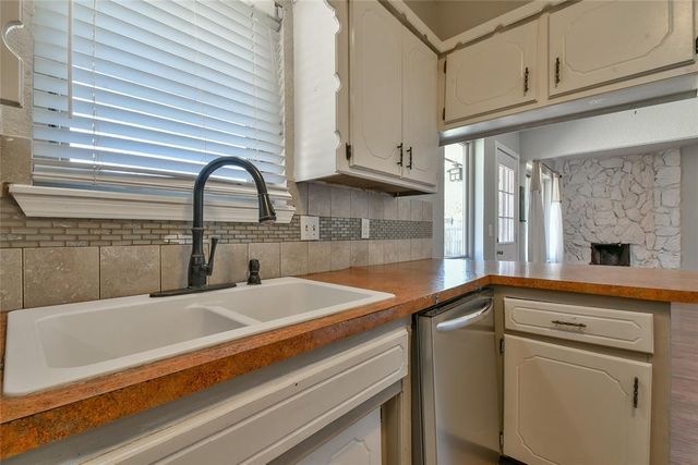 1513 Vulcan Circle, Edmond, OK 73003