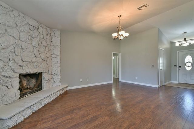 1513 Vulcan Circle, Edmond, OK 73003