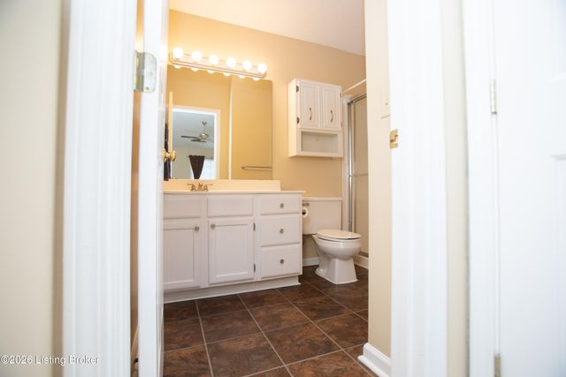 331 Piatt Pl 207, Louisville, KY 40223