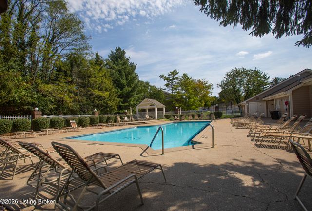 331 Piatt Pl 207, Louisville, KY 40223