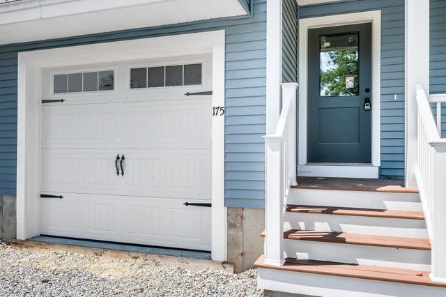 175 Main Street, Groveland, MA 01834
