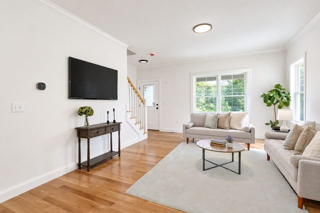 175 Main Street, Groveland, MA 01834