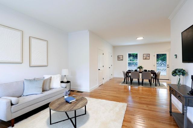 175 Main Street, Groveland, MA 01834
