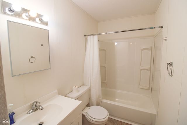 5775 N Blossom Drive, Scipio, IN 47273