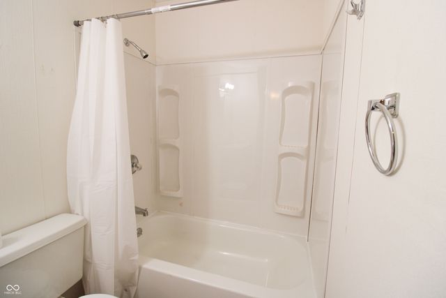 5775 N Blossom Drive, Scipio, IN 47273