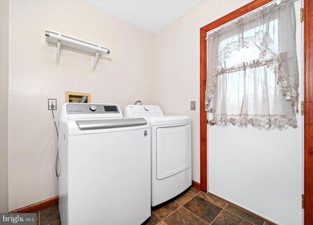 135 W COOK AVE, Smyrna, DE 19977