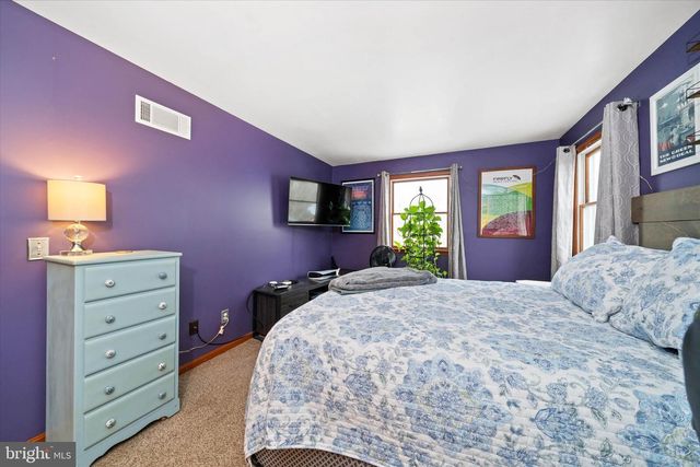 135 W COOK AVE, Smyrna, DE 19977