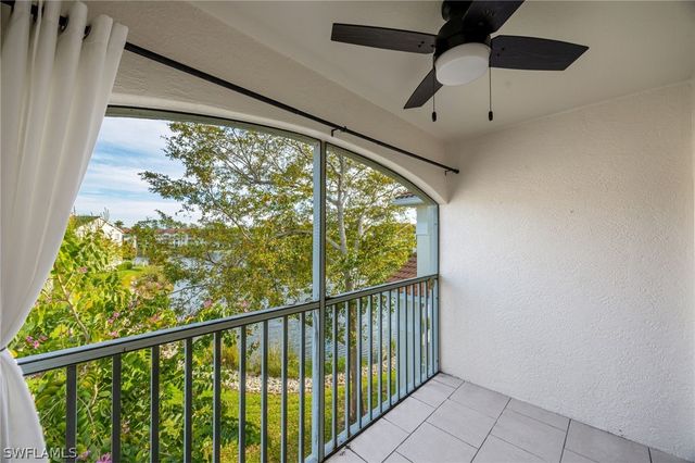 4650 Saint Croix LN 737, Naples, FL 34109