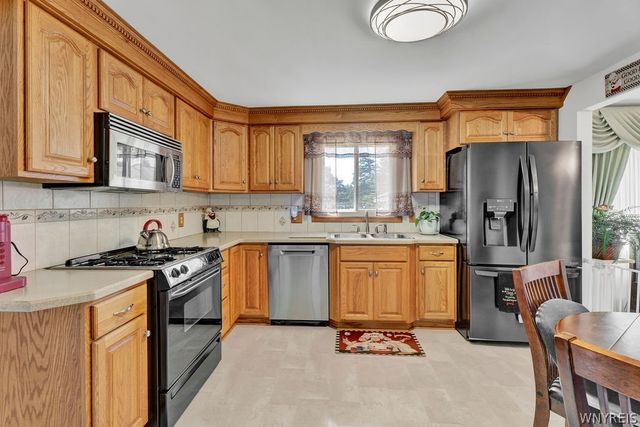 182 Messer Avenue, Cheektowaga, NY 14043