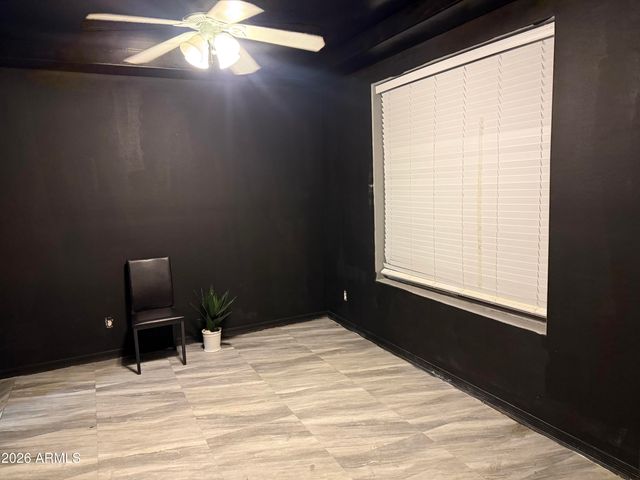 8524 W MONROE Street, Peoria, AZ 85345