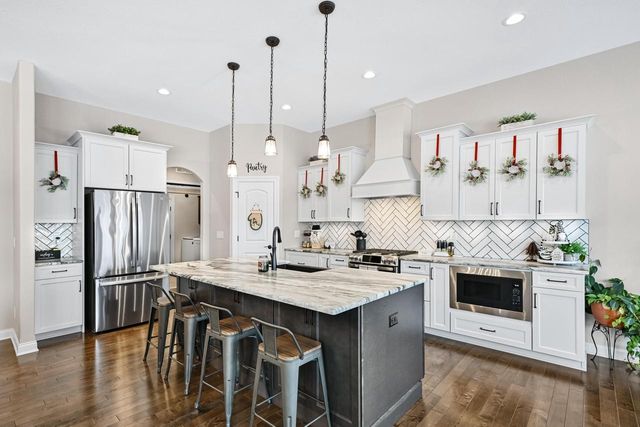 28516 Blue Crane COURT, Waterford, WI 53185