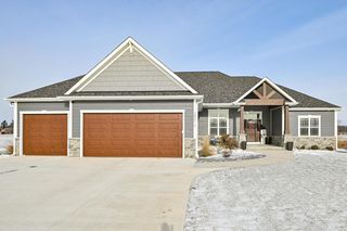 28516 Blue Crane COURT, Waterford, WI 53185