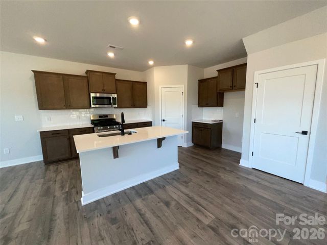 726 Longleaf Avenue 32, Gastonia, NC 28056