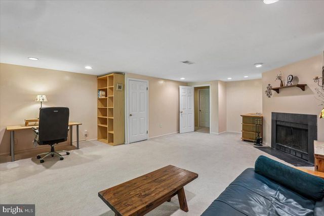2459 MCCORMICK RD, Rockville, MD 20850