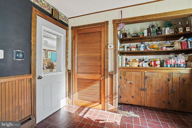 2143 NEWVILLE ROAD, Carlisle, PA 17015