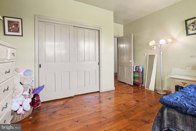 2143 NEWVILLE ROAD, Carlisle, PA 17015