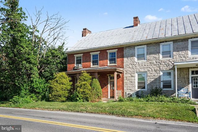 2143 NEWVILLE ROAD, Carlisle, PA 17015