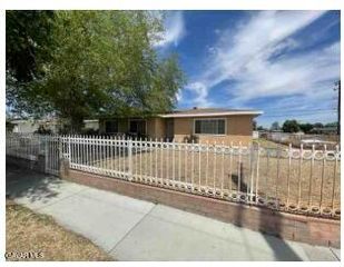 223 E Avenue J8, Lancaster, CA 93535
