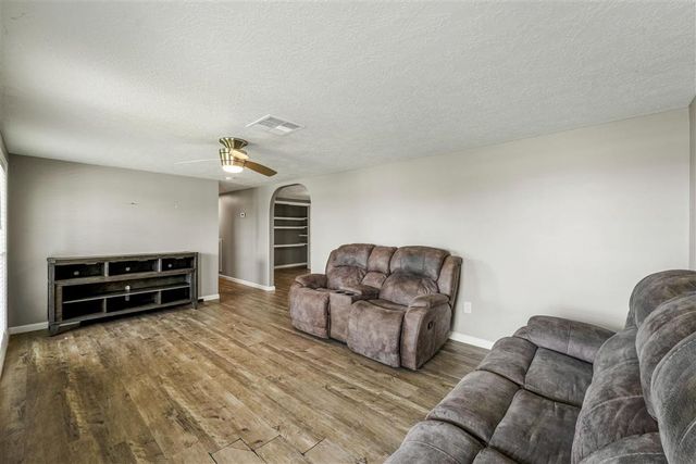 1300 School Street, Hackberry, LA 70645