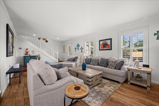 5065 Cocoa Palm Way, Fair Oaks, CA 95628