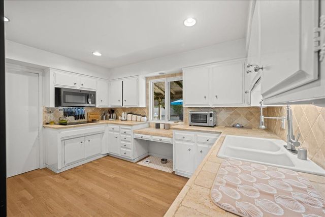 5065 Cocoa Palm Way, Fair Oaks, CA 95628