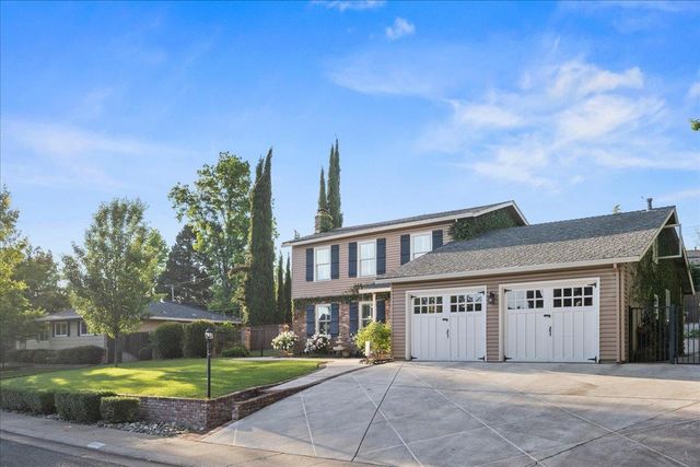 5065 Cocoa Palm Way, Fair Oaks, CA 95628