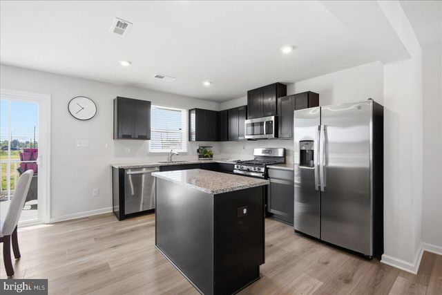 24-L WENDOWSKI ST, Beverly, NJ 08010