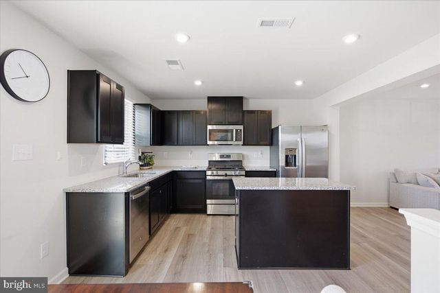24-L WENDOWSKI ST, Beverly, NJ 08010