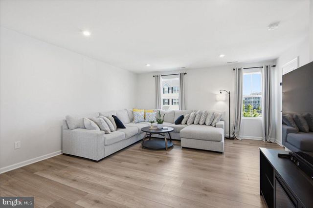 24-L WENDOWSKI ST, Beverly, NJ 08010