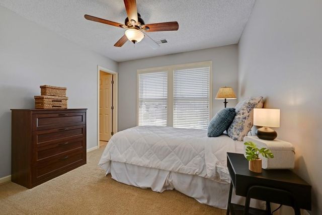 12132 S Redbud Lane, Olathe, KS 66061