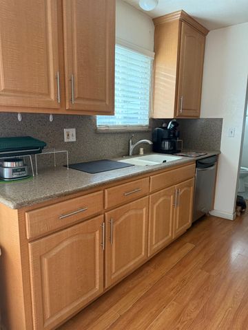 16439 Carleta Pl, Lathrop, CA 95330