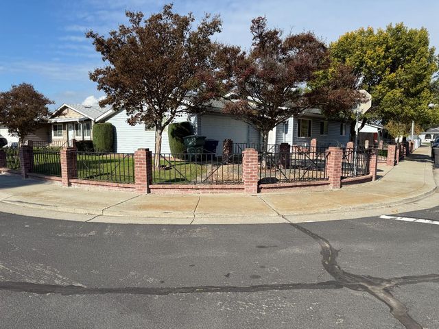 16439 Carleta Pl, Lathrop, CA 95330
