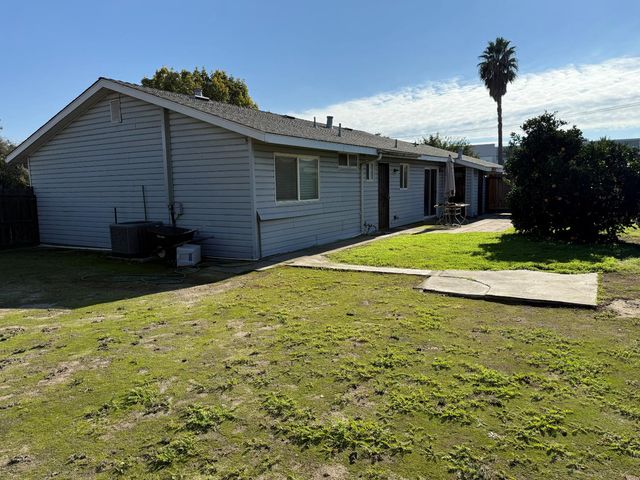 16439 Carleta Pl, Lathrop, CA 95330