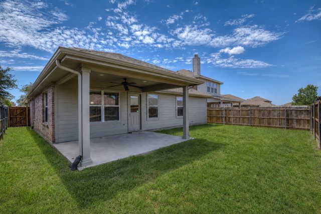 2011 Zavala, Forney, TX 75126