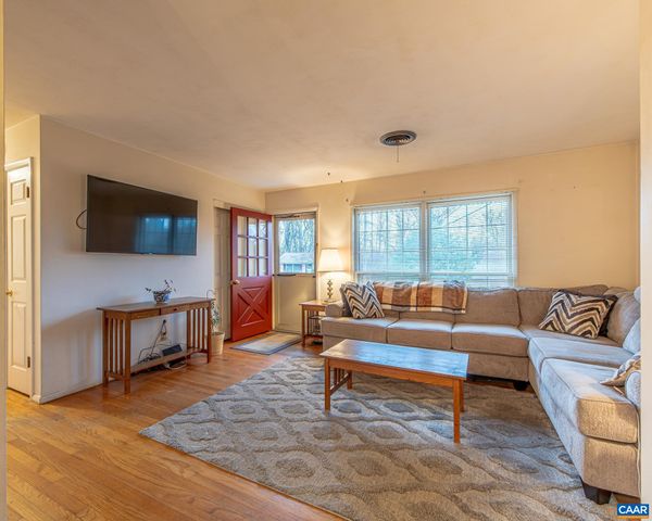 1211 HOLMES AVE, Charlottesville, VA 22901