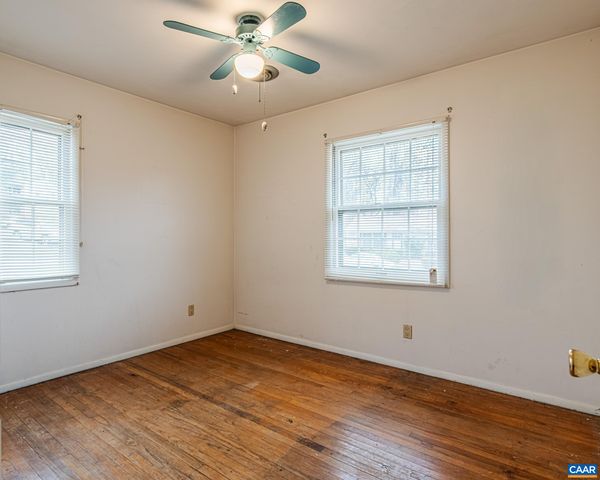 1211 HOLMES AVE, Charlottesville, VA 22901