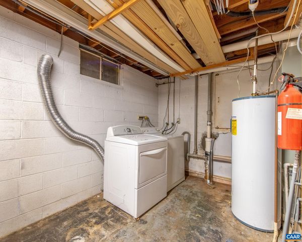 1211 HOLMES AVE, Charlottesville, VA 22901