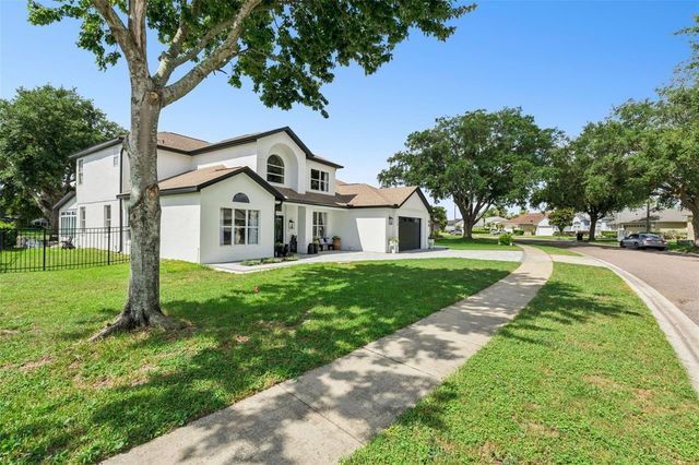 14324 LORD BARCLAY DRIVE, Orlando, FL 32837