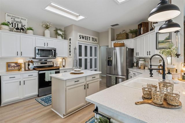 14324 LORD BARCLAY DRIVE, Orlando, FL 32837