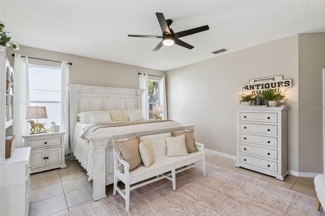 14324 LORD BARCLAY DRIVE, Orlando, FL 32837