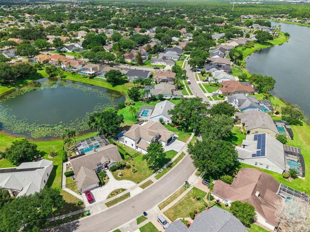 14324 LORD BARCLAY DRIVE, Orlando, FL 32837