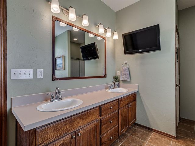 6001 Chloe Lane, Norman, OK 73026