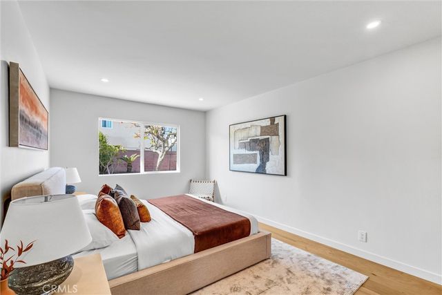 3811 S Norton, Los Angeles, CA 90008