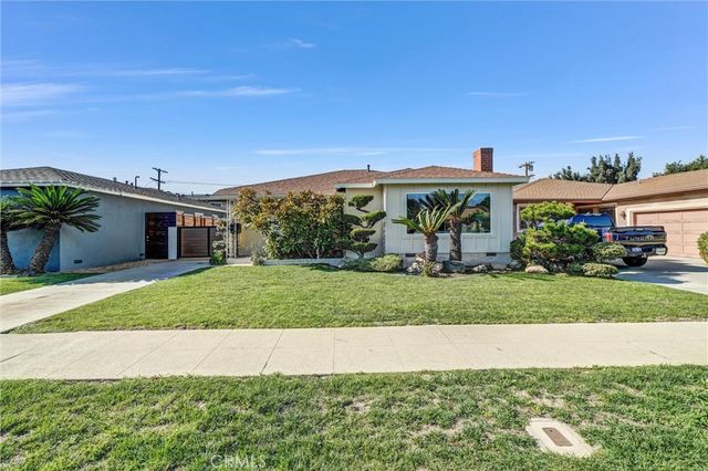 3811 S Norton, Los Angeles, CA 90008