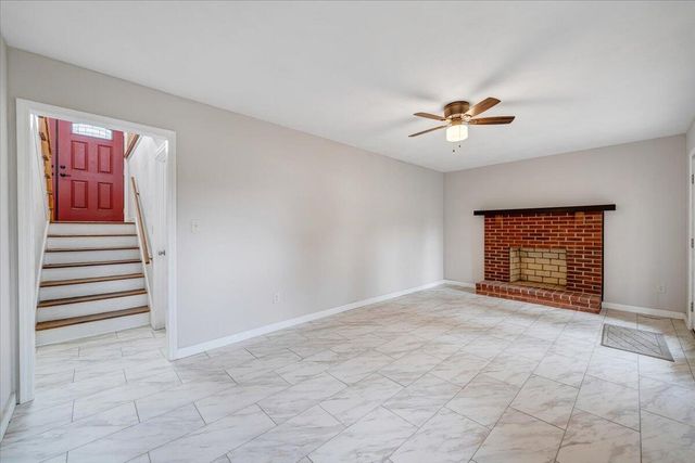 58 Lakeland CIR, Troutville, VA 24175