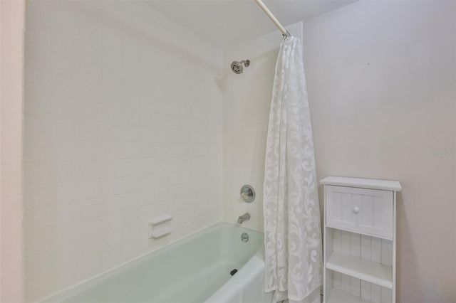 13626 GREENFIELD DRIVE 205, Tampa, FL 33618