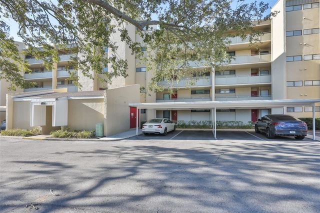 13626 GREENFIELD DRIVE 205, Tampa, FL 33618