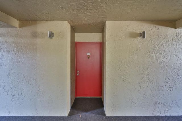 13626 GREENFIELD DRIVE 205, Tampa, FL 33618